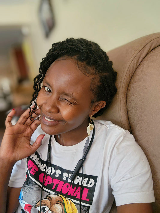 Edges on Fleek Flexible Styling Glue - Flaxseed & Aloe Edge Control Gel - Natural